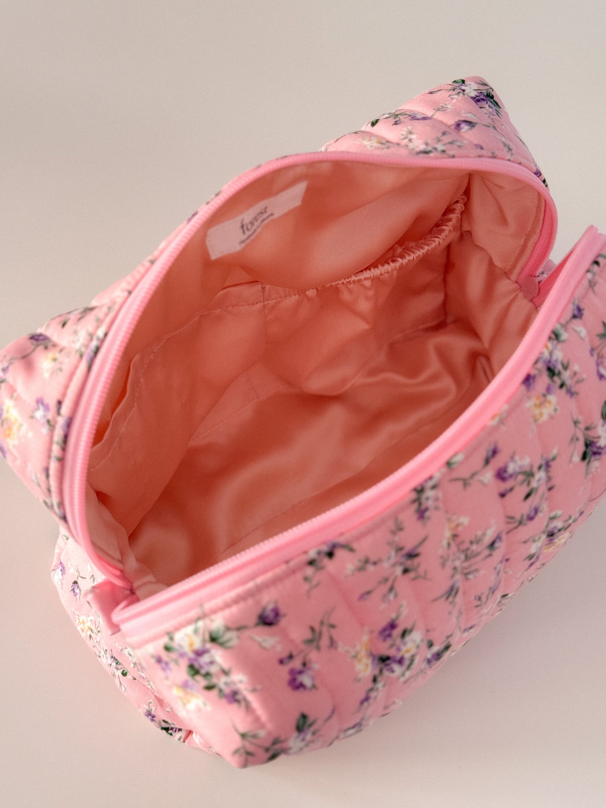 VISCOSE + SILK MAKE-UP BAG