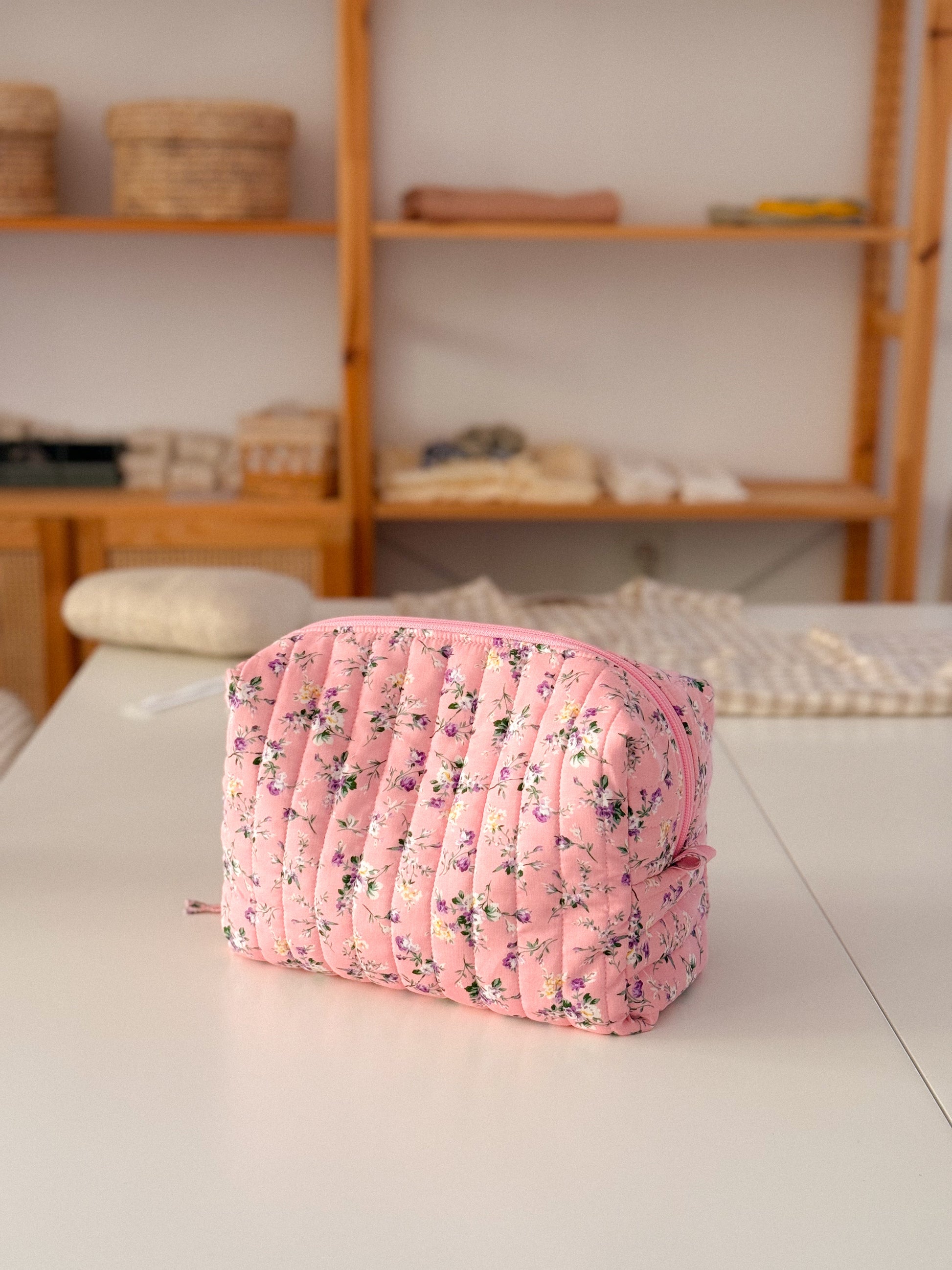 VISCOSE + SILK MAKE-UP BAG